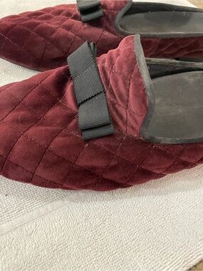 Women’s Vionic Eloise Quilted Bow-Accent Slip-On Loafers Burgundy leather insole